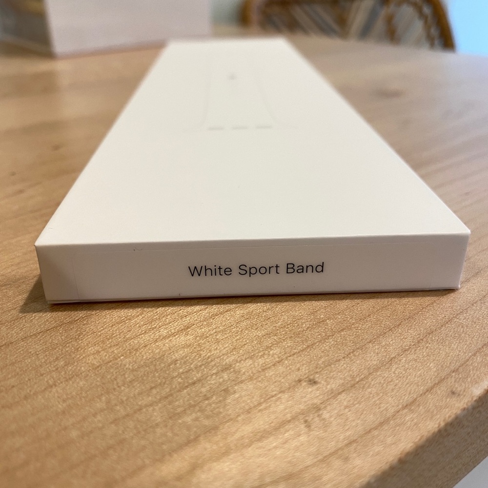 Apple Watch sports band white 40mm (never opened)